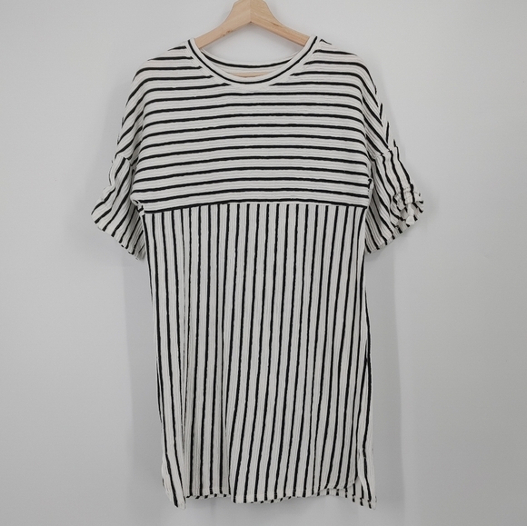 Max Studio | textured dress - Picture 2 of 8